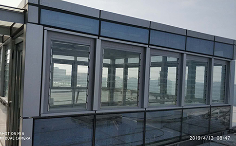 铝合金百叶窗厂家分析：如何选择优质的玻璃百叶窗？